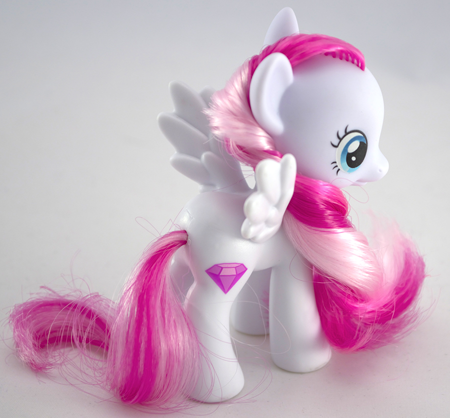 Май литл пони делать пони. Игрушка пони Даймонд Роуз. My little Pony Даймонд Роуз. Черри Пай пони. Пони Пинки Роуз.