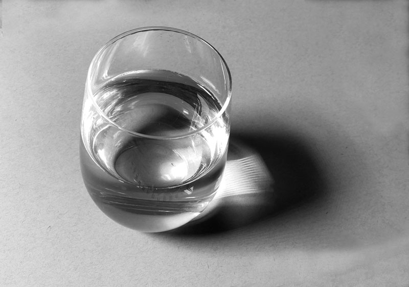 Glas of water photo reference