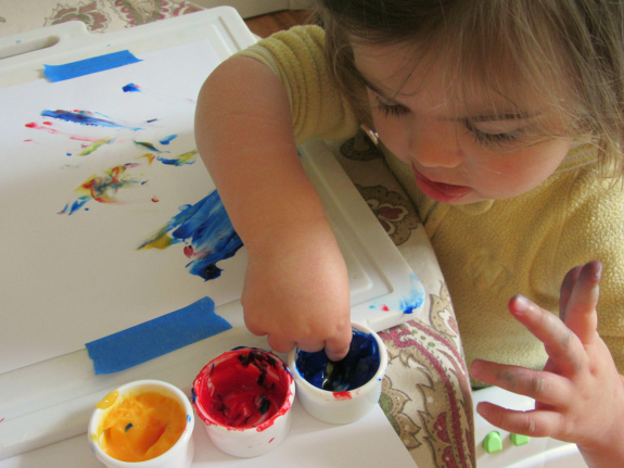 toddler finger painting tips to avoid mess